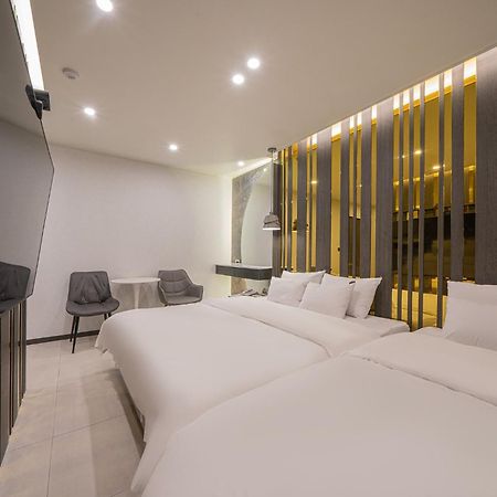 Brown Dot Hotel Sinan Gwangju Metropolitan City Εξωτερικό φωτογραφία