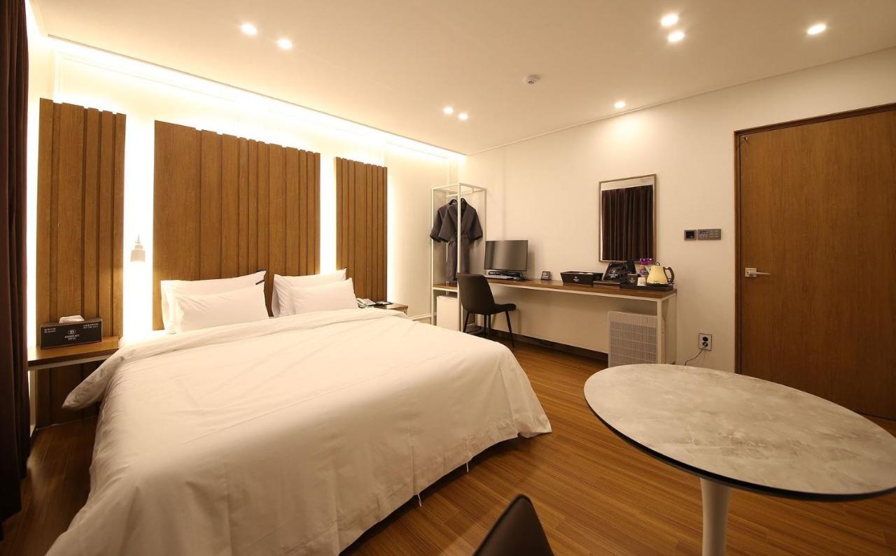 Brown Dot Hotel Sinan Gwangju Metropolitan City Εξωτερικό φωτογραφία