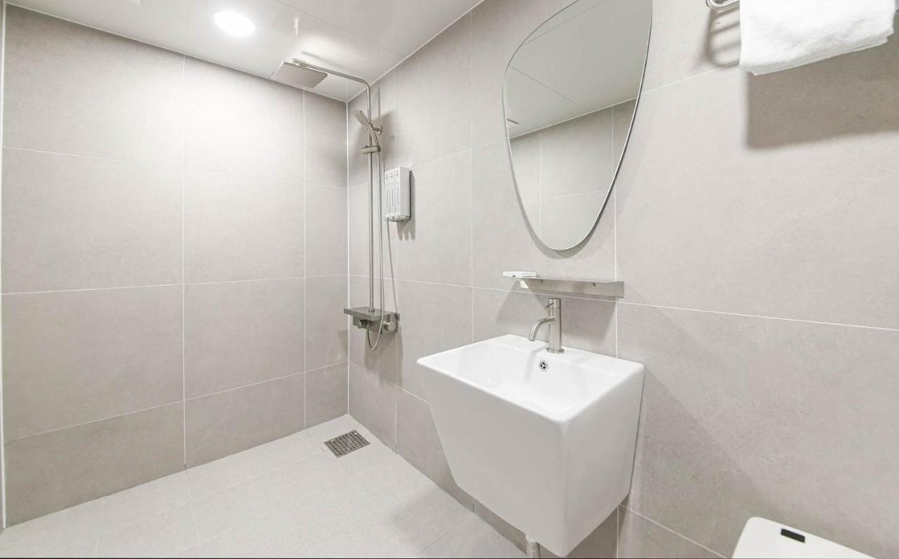 Brown Dot Hotel Sinan Gwangju Metropolitan City Εξωτερικό φωτογραφία