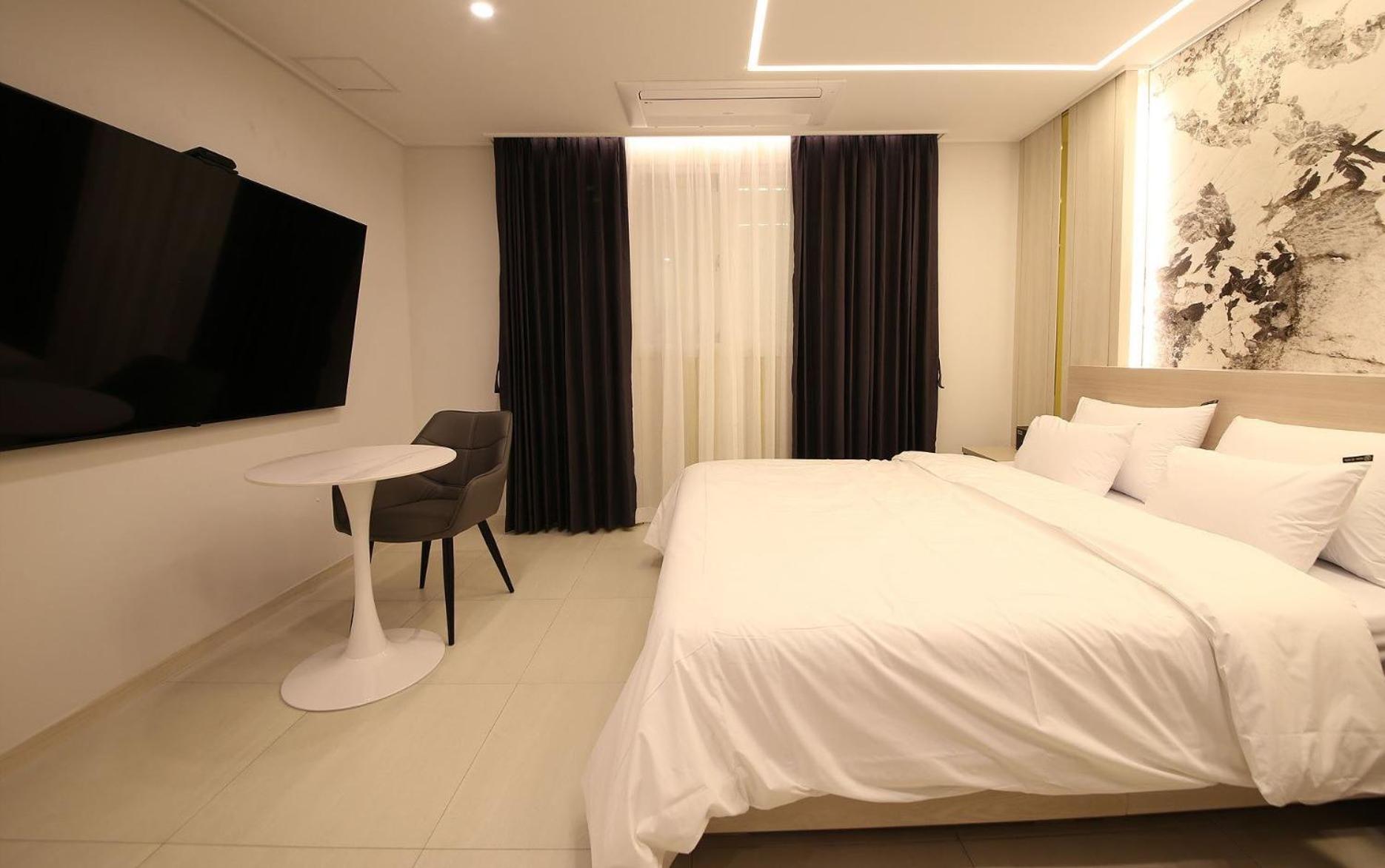 Brown Dot Hotel Sinan Gwangju Metropolitan City Εξωτερικό φωτογραφία