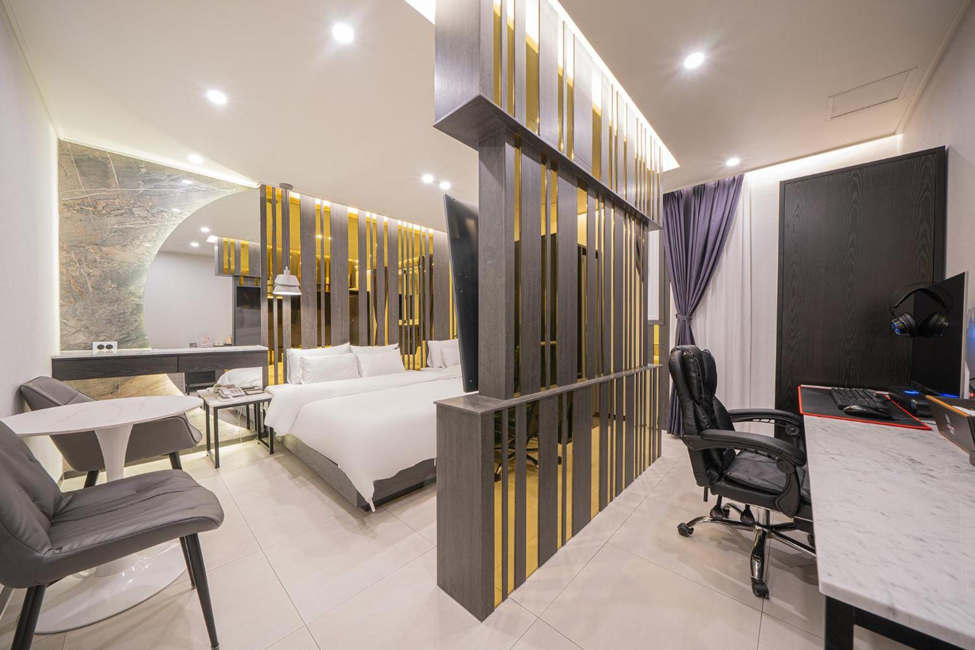 Brown Dot Hotel Sinan Gwangju Metropolitan City Εξωτερικό φωτογραφία